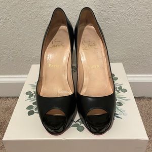 Used Christian Louboutin Peep Toe Heel, size 39
